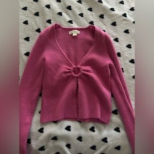 Aeropostale pink sweater